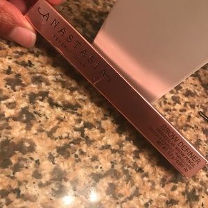 Brand New Anastasia Brow Definer